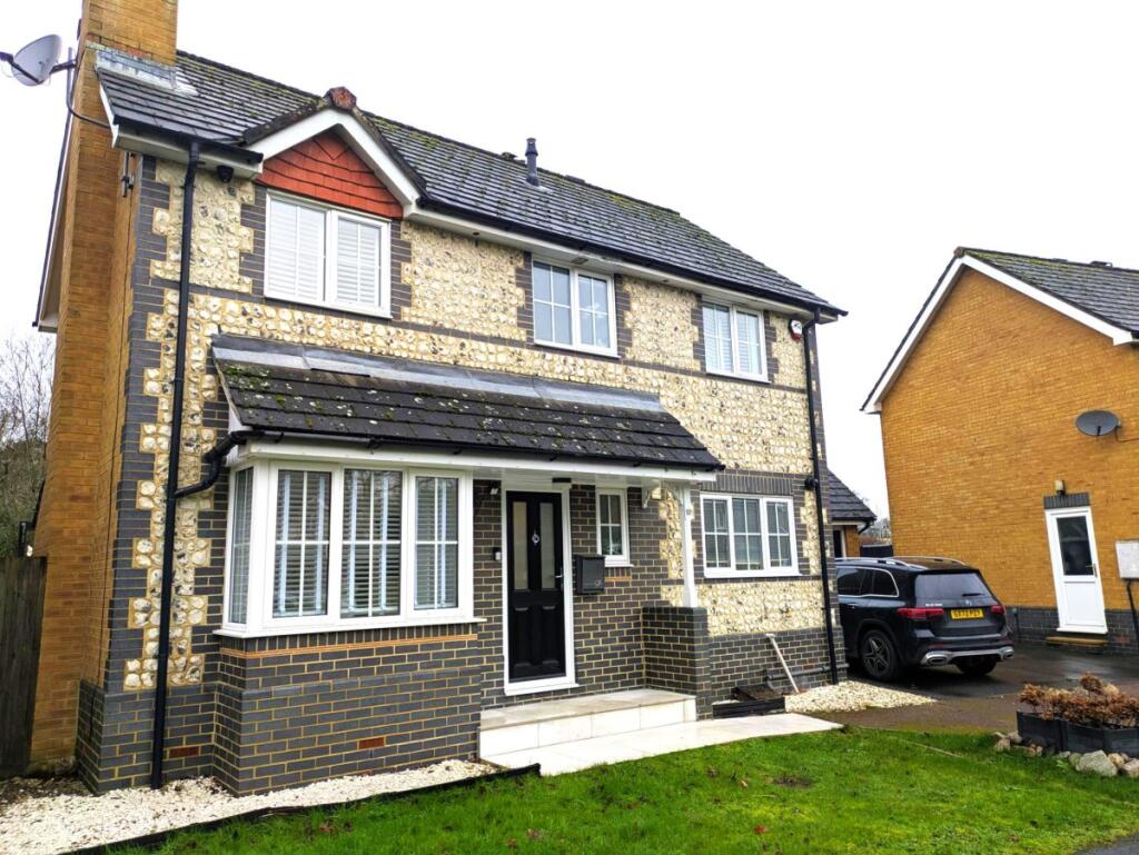 Main image of property: Nuthatch Gardens, Reigate