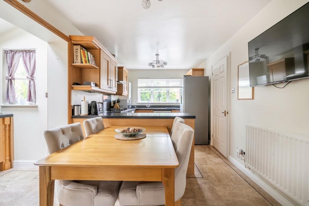 House in Amesbury - View 4