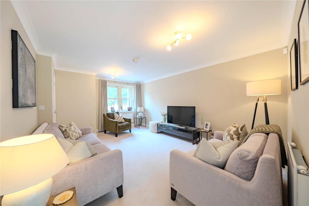House in Leeds, West Yorkshire - View 4