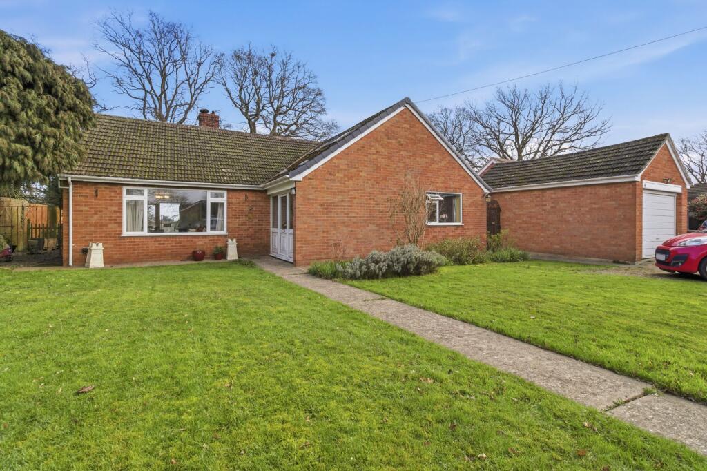 Main image of property: Manorfield, Lower Broadheath, WR2