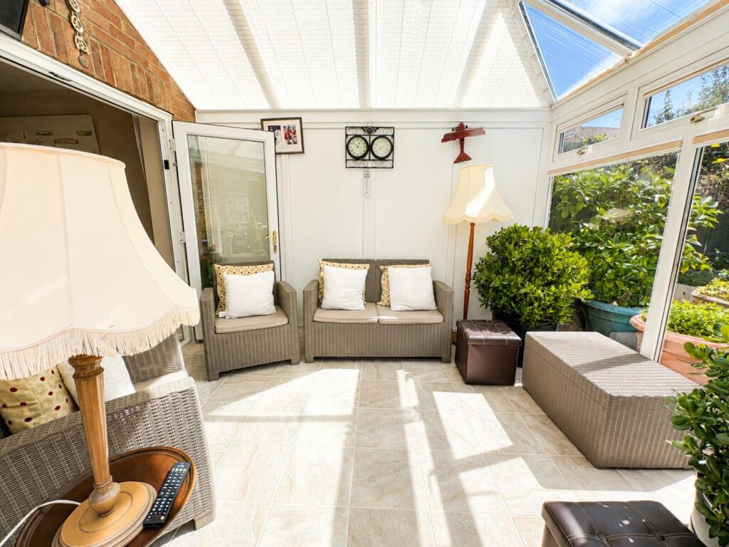 House in Tonbridge - More