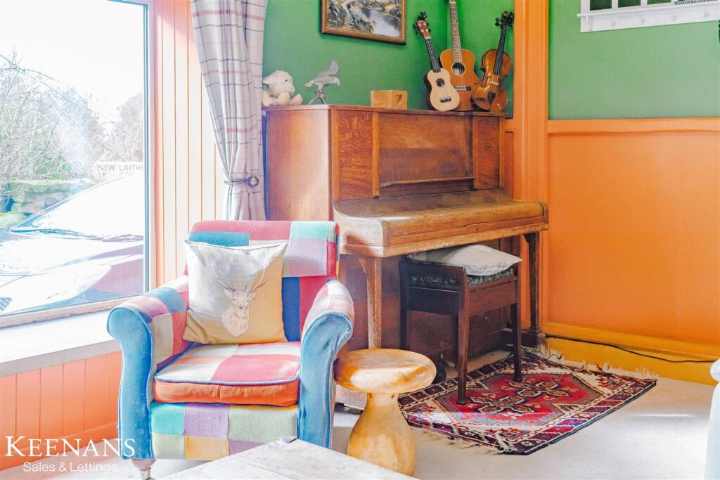 Additional image 35 of New Row, Winewall, Colne