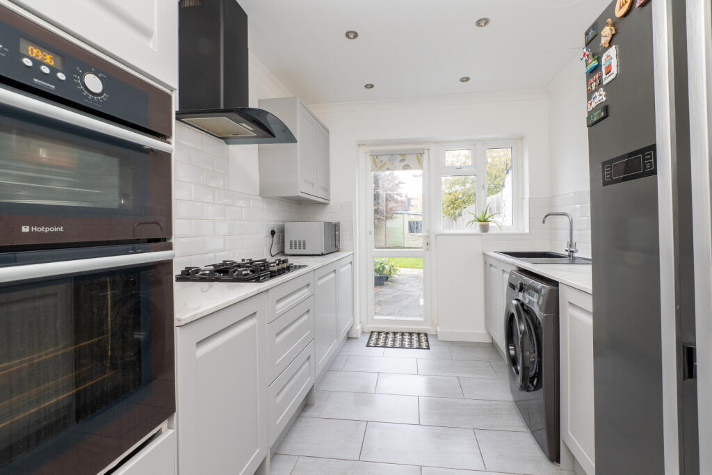 House in Morden, Lower Morden - View 3