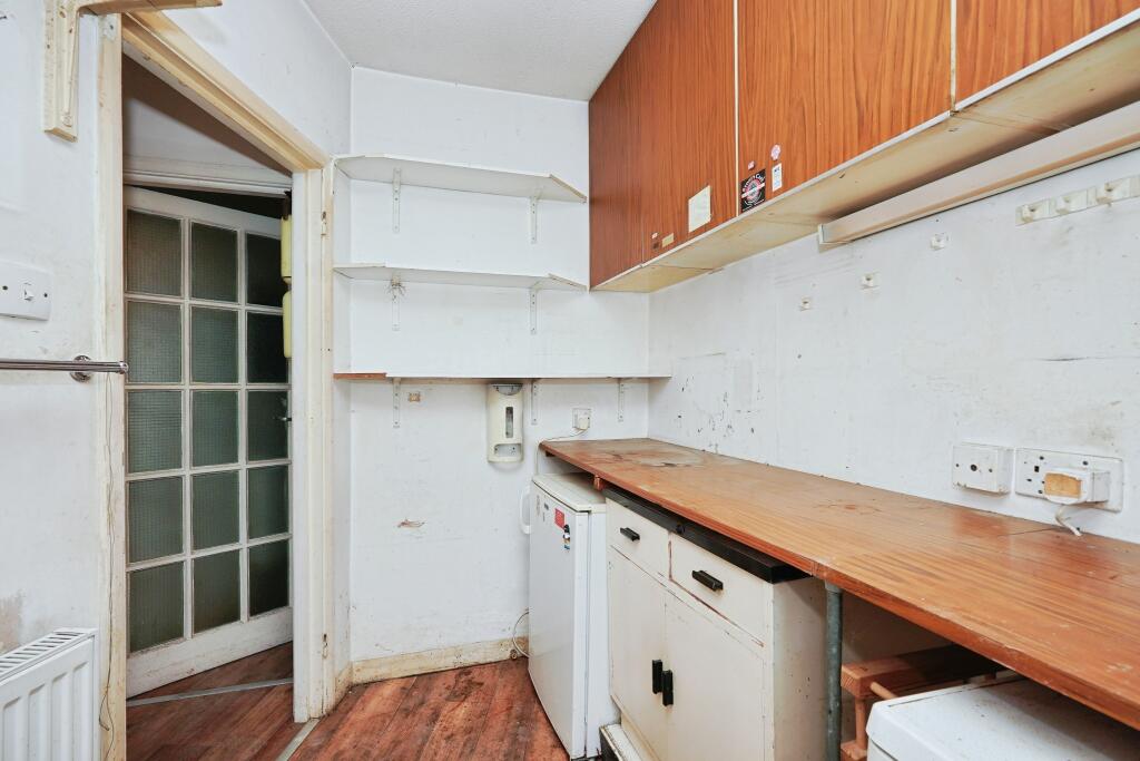 Apartment in Dover, Deal - More