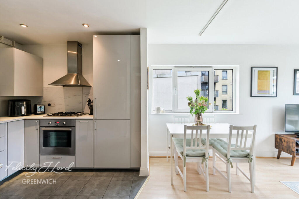 Main image of property: Little Cottage Place, London, SE10 9LF