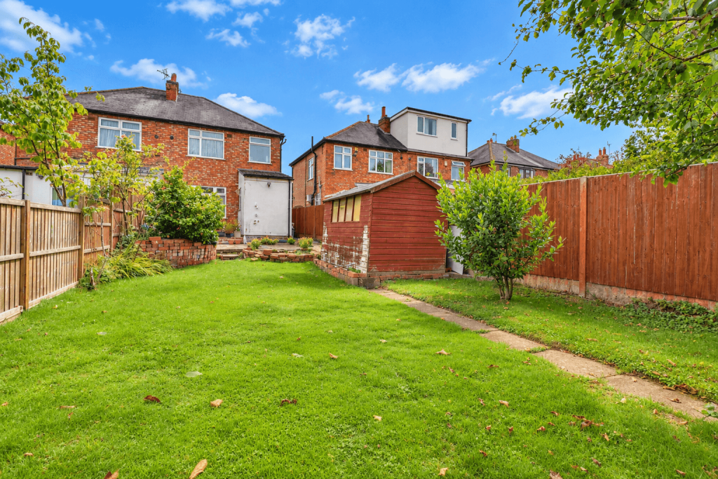 House in Leicester - View 2