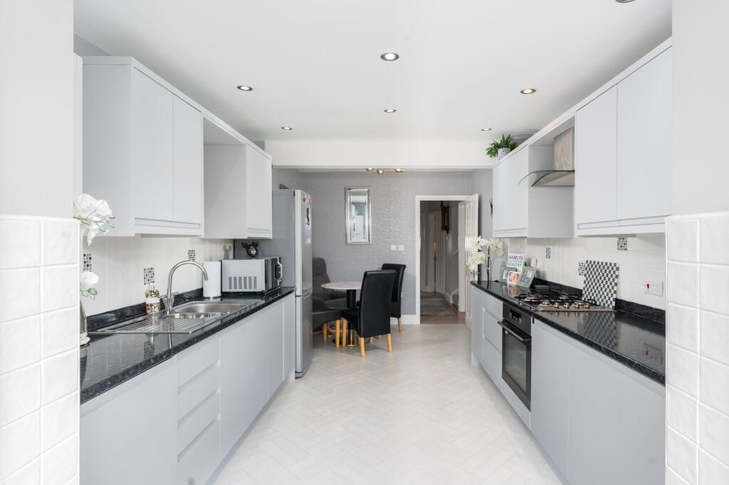 House in York - View 4