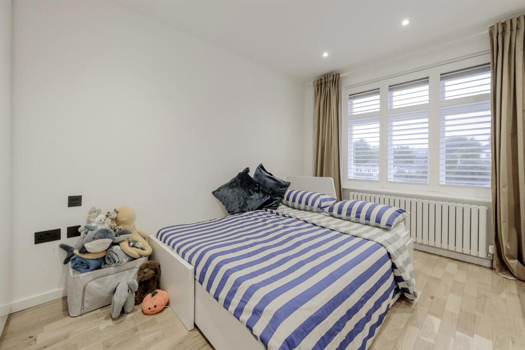 Pangbourne Avenue, Kensington And Chelsea, London, W10 – pohled 6