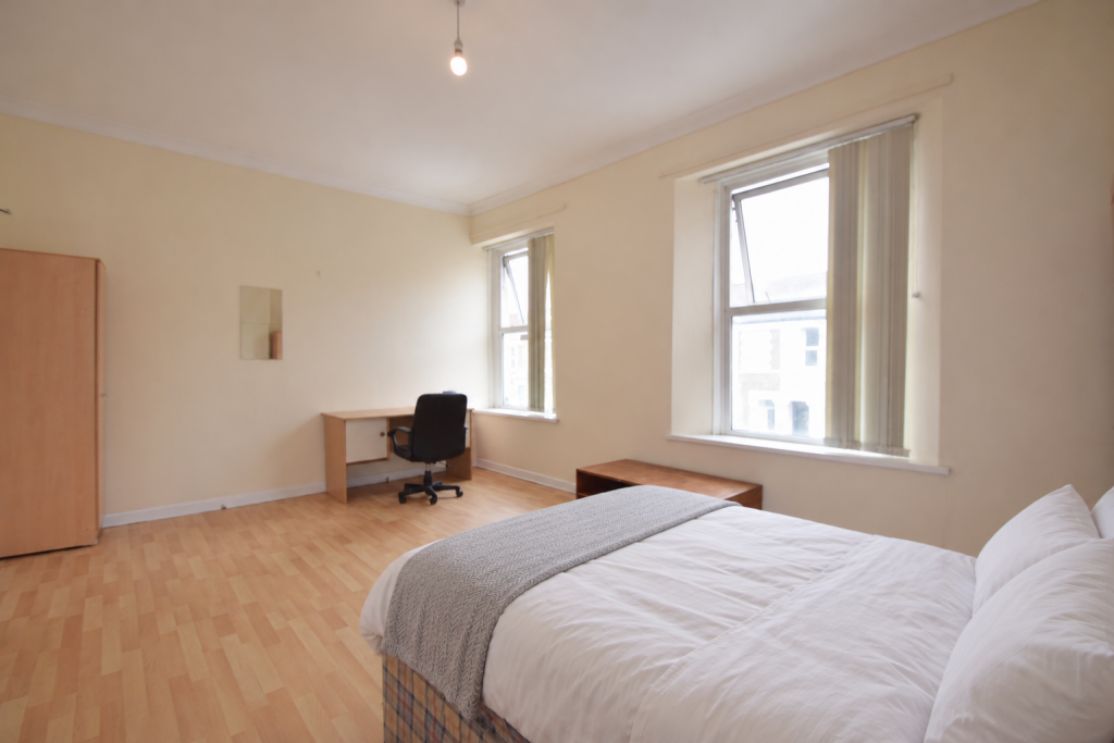 House in Cardiff - View 4