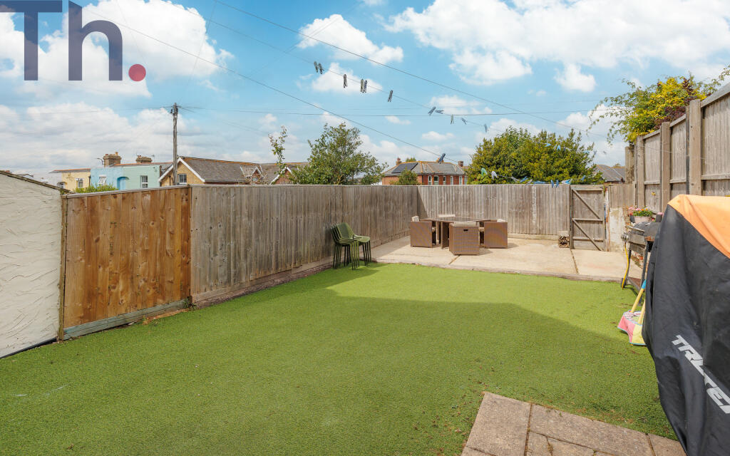 House in Portsmouth - View 4