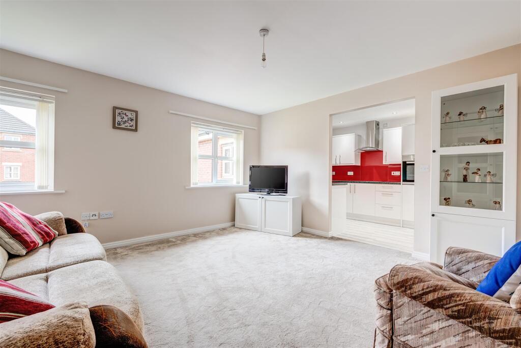St Francis Close, Sandygate, Sheffield photo 3