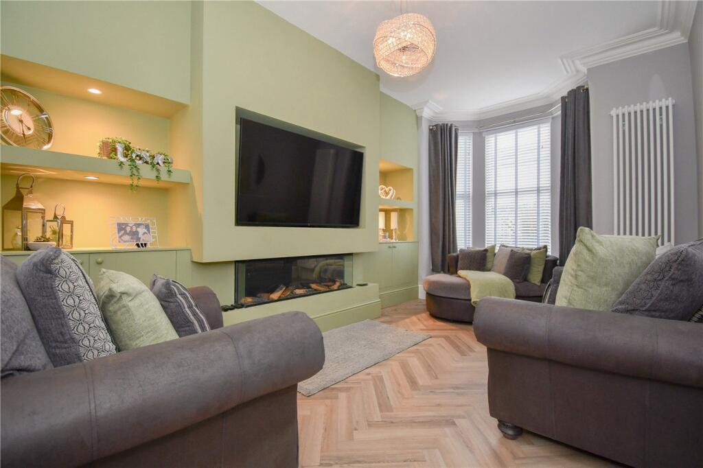 House in Wirral, Liverpool City Region - View 2