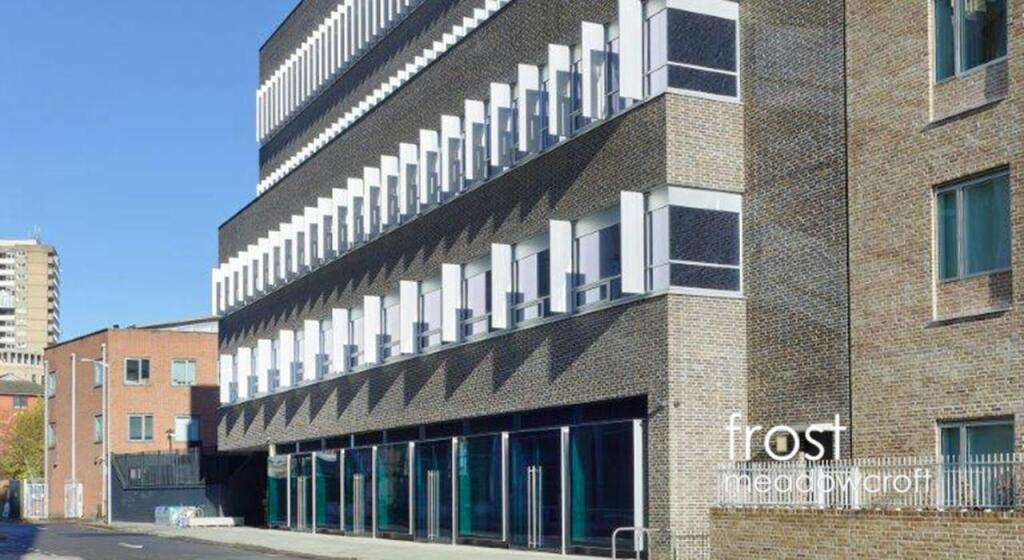 George Building Notting Hil W11 office to let exc.jpg