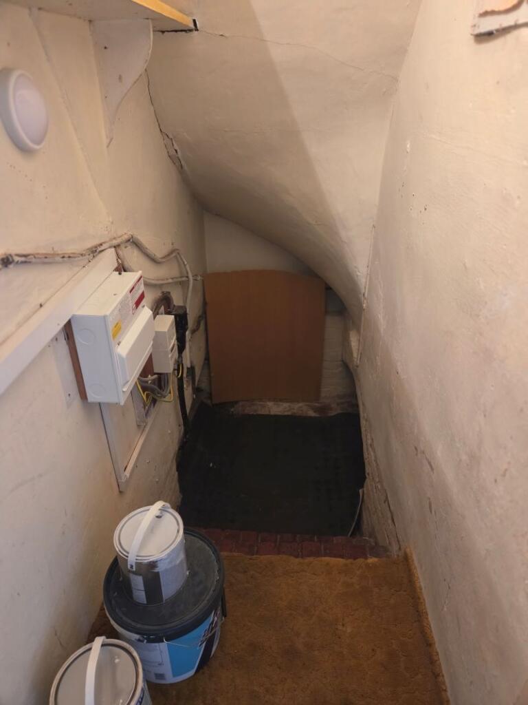 Additional image 20 of 62 Farm Road, Oldbury, West Midlands, B68 8RD