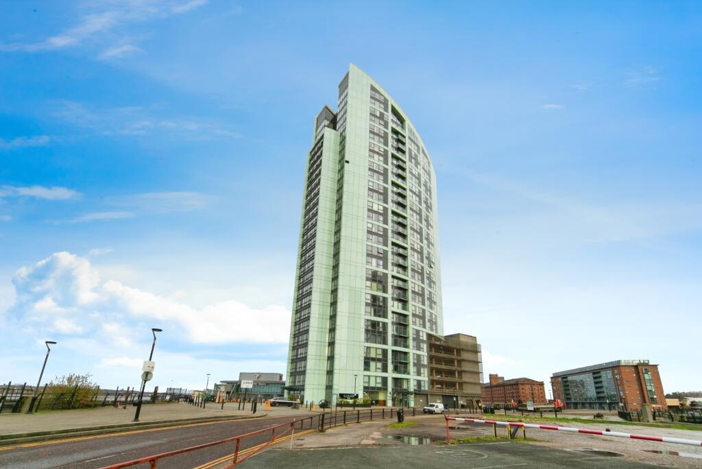 2-bed flat on Princes Parade, Liverpool, L3, £330,000