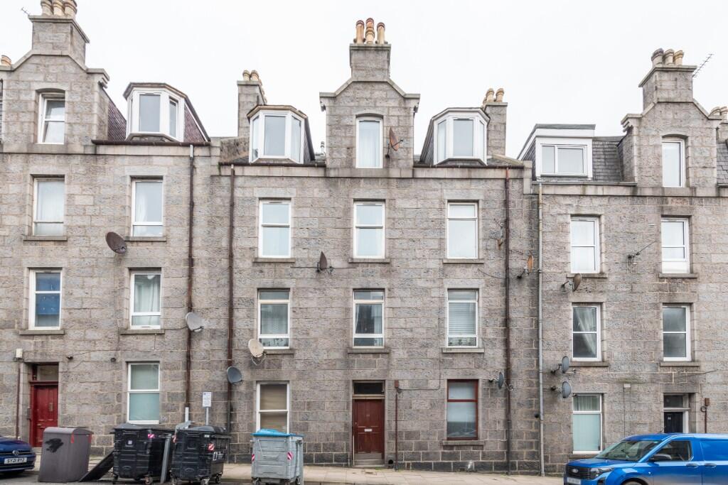 Esslemont Avenue, Aberdeen, AB25