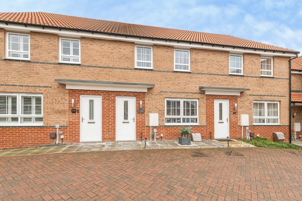 Main image of property: Chidswell Lane, Dewsbury