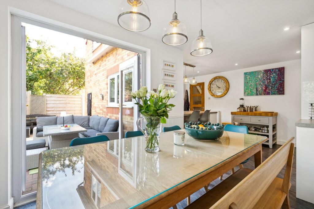 House in Milton Keynes - View 4