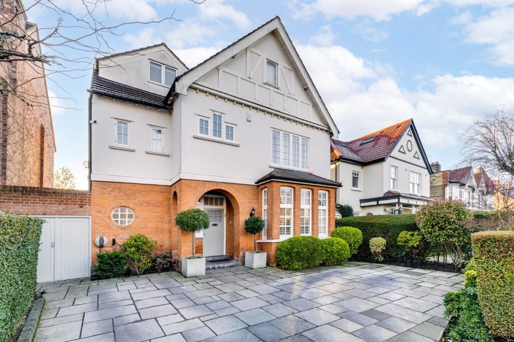 Main image of property: Mountfield Road, London, N3