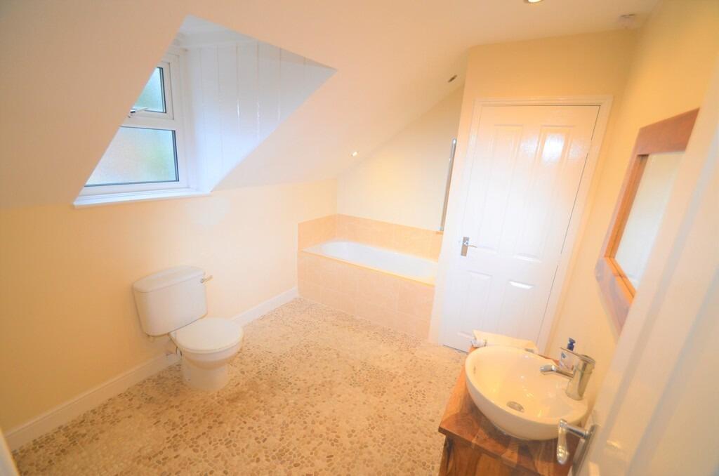 Apartment in Malvern Hills, Malvern - More