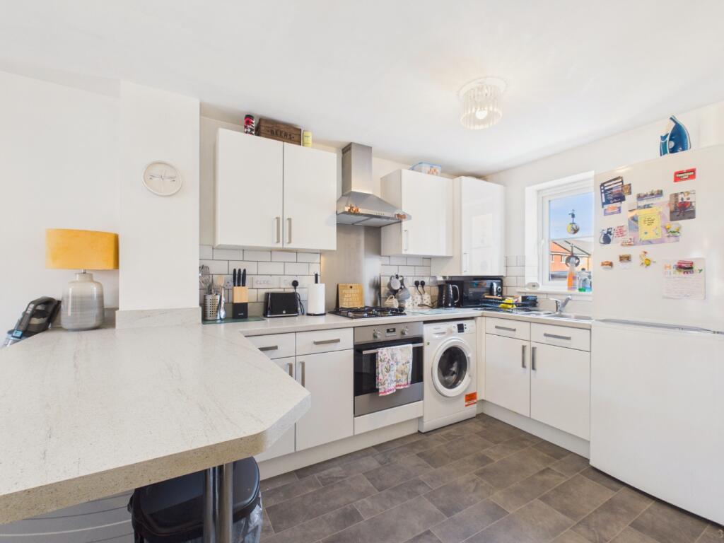 House in Hull, Kingswood - View 2