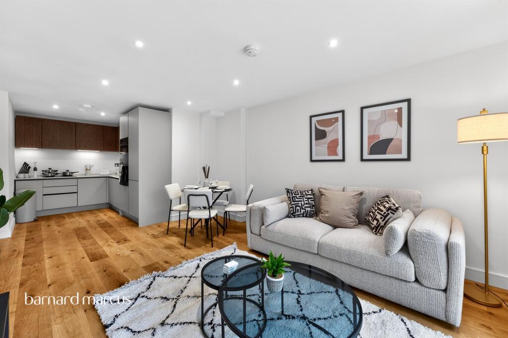 Main image of property: New Road, Crouch End, London