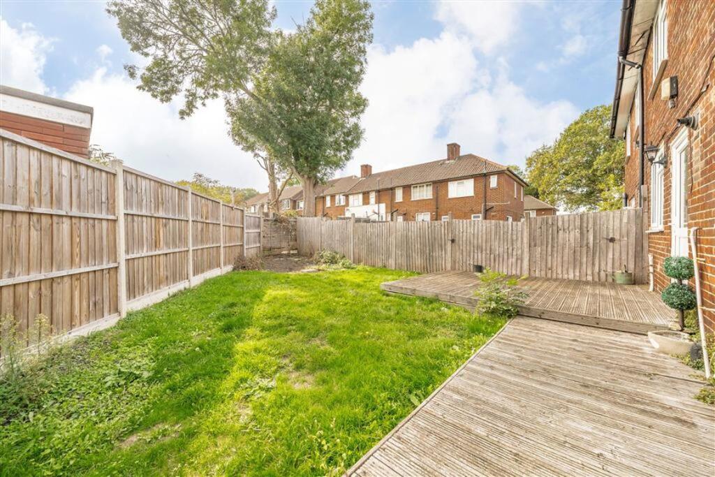 House in London - View 4