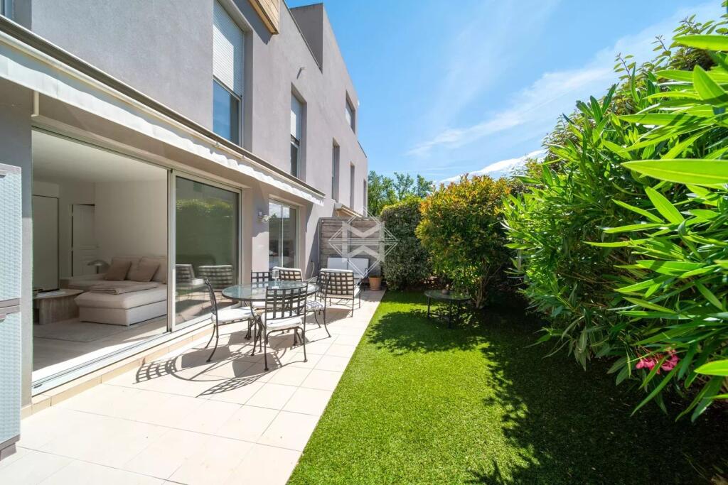 Main image of property: Provence-Alps-Cote d`Azur, Alpes-Maritimes, Valbonne