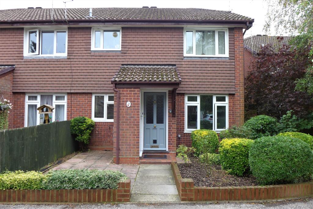 Main image of property: Romsey  Latham Road   UNFURNISHED