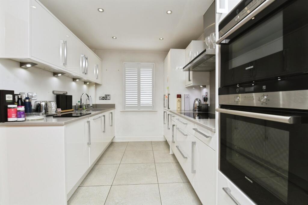 Alfred Mews, Chelmsford photo 4