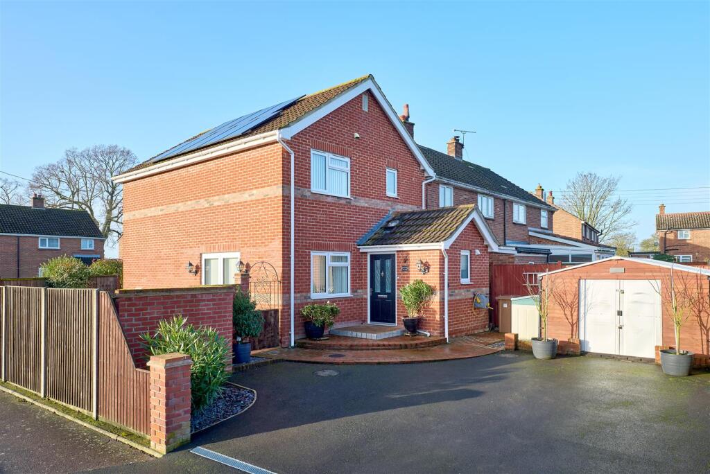 Main image of property: GROVE END, STRADBROKE