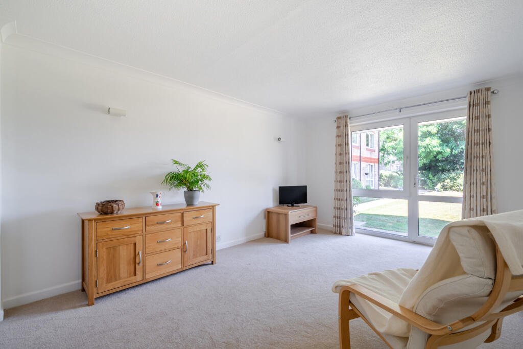 Park Avenue, Bromley - View 3