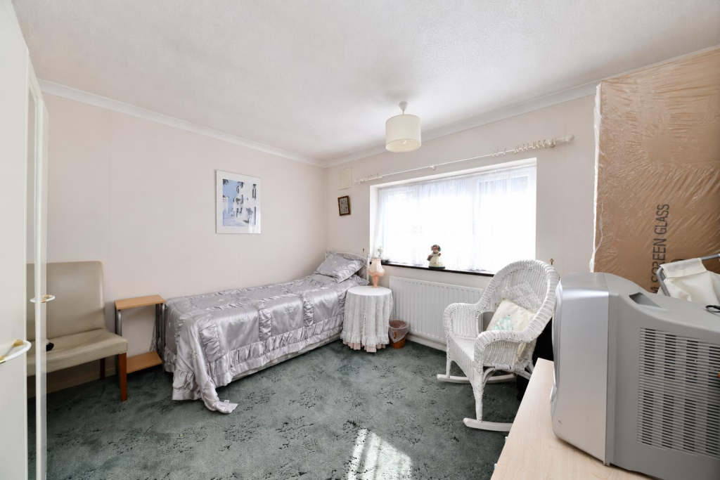 House in Stevenage - More