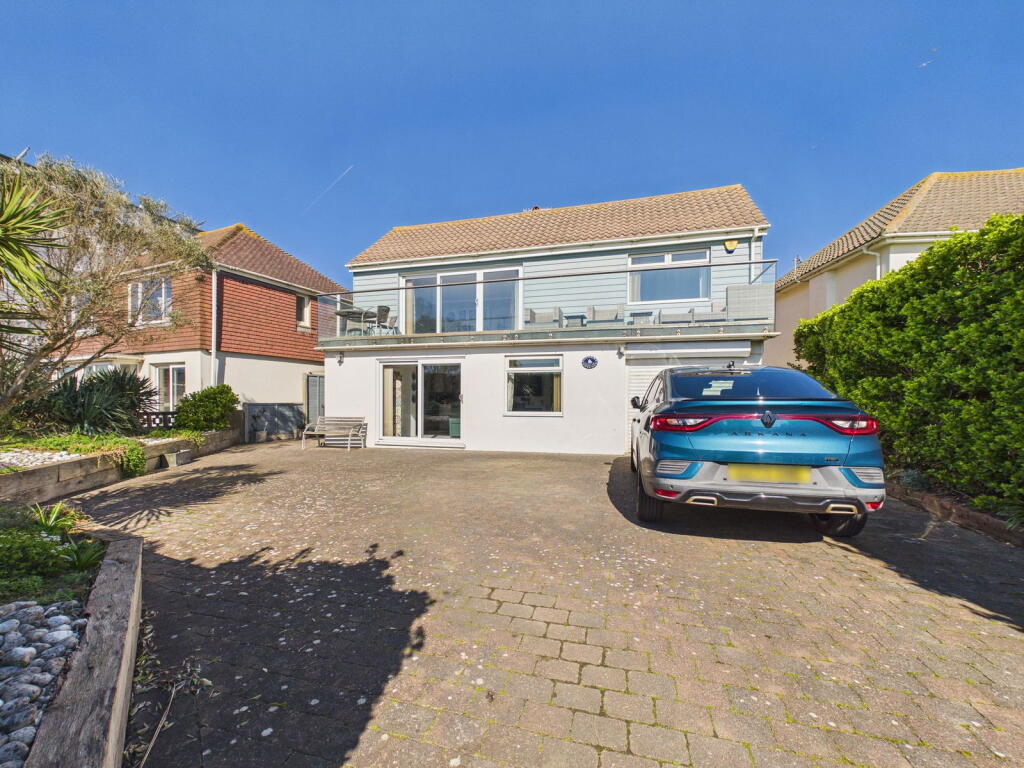 Main image of property: Kings Walk, Shoreham By Sea