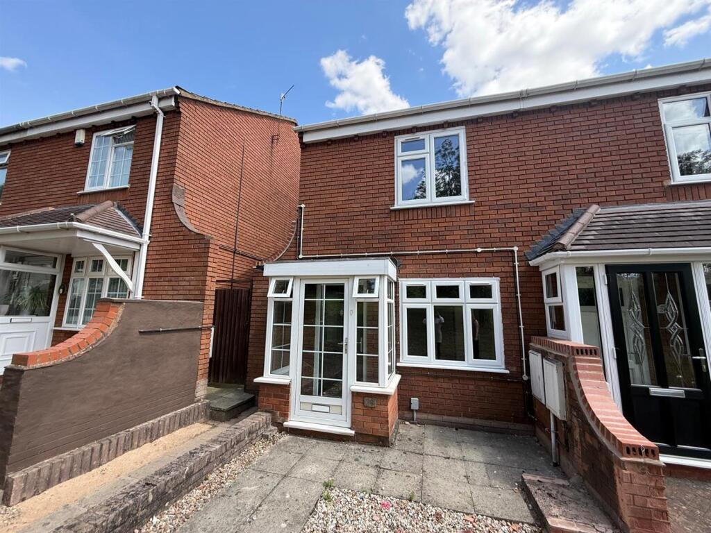 Main image of property: Weavers Rise, Dudley