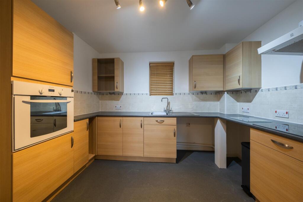 Hambleton Way, Winsford photo 2