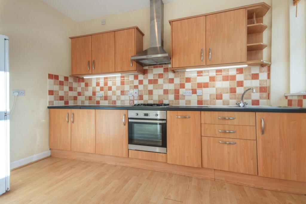 House in Broxtowe, Beeston - More
