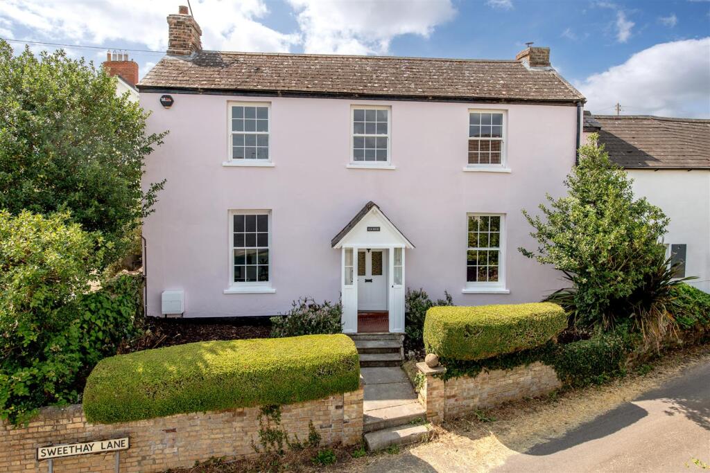 Main image of property: Staplehay, Trull