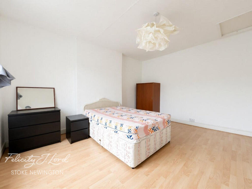 Apartment in London, Leyton - View 4