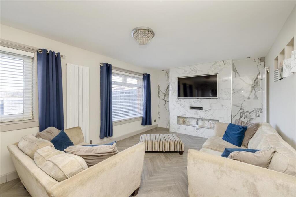 House in Newtongrange, Midlothian - View 2