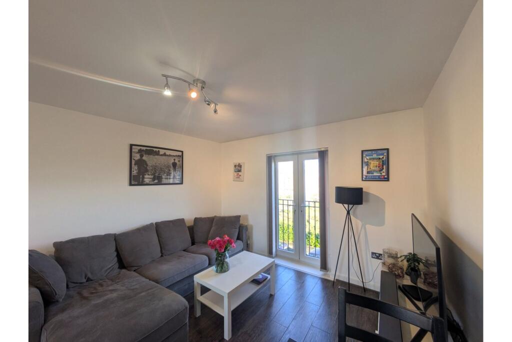 Main image of property: 1 Dodd Road, Watford, WD24