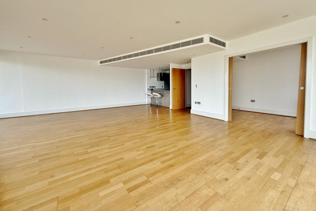 Apartment in London - View 5