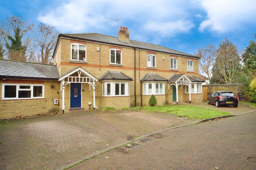 Main image of property: Heron Mead, ENFIELD, Middlesex, EN3