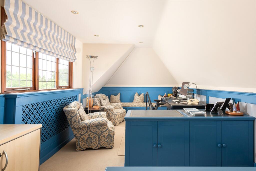 House in Stevenage - More