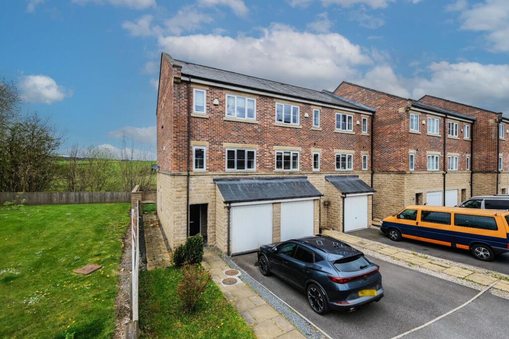 Main image of property: Horsforde View, Leeds, West Yorkshire, LS13