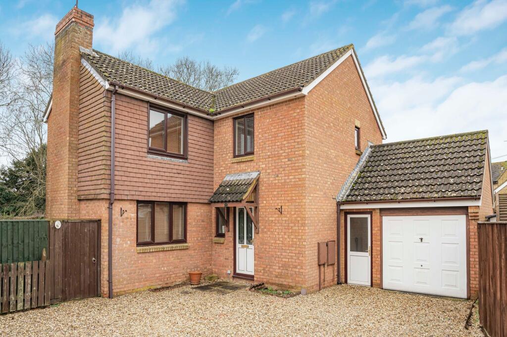 Main image of property: Rawlings Close, South Marston, SN3
