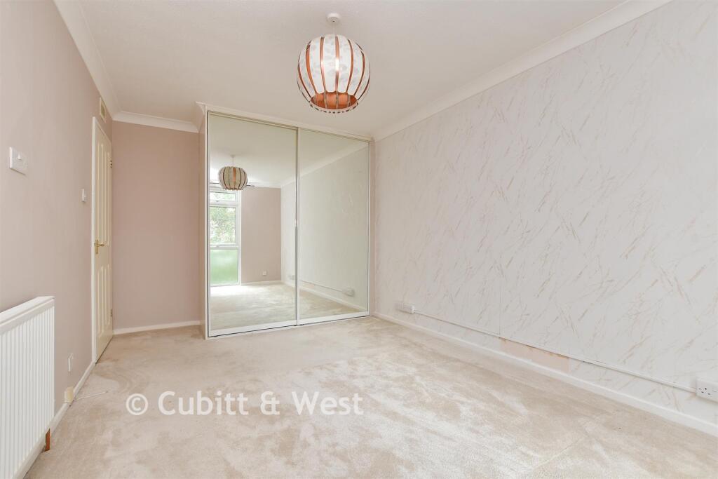 House in London, Addiscombe - View 3