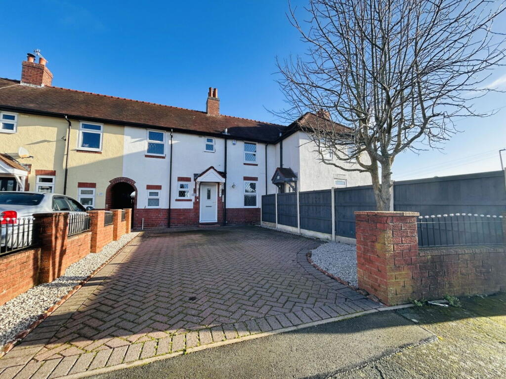 3-bed terraced on LADY GREYS WALK, Wollaston, DY8 3RD, £265,000