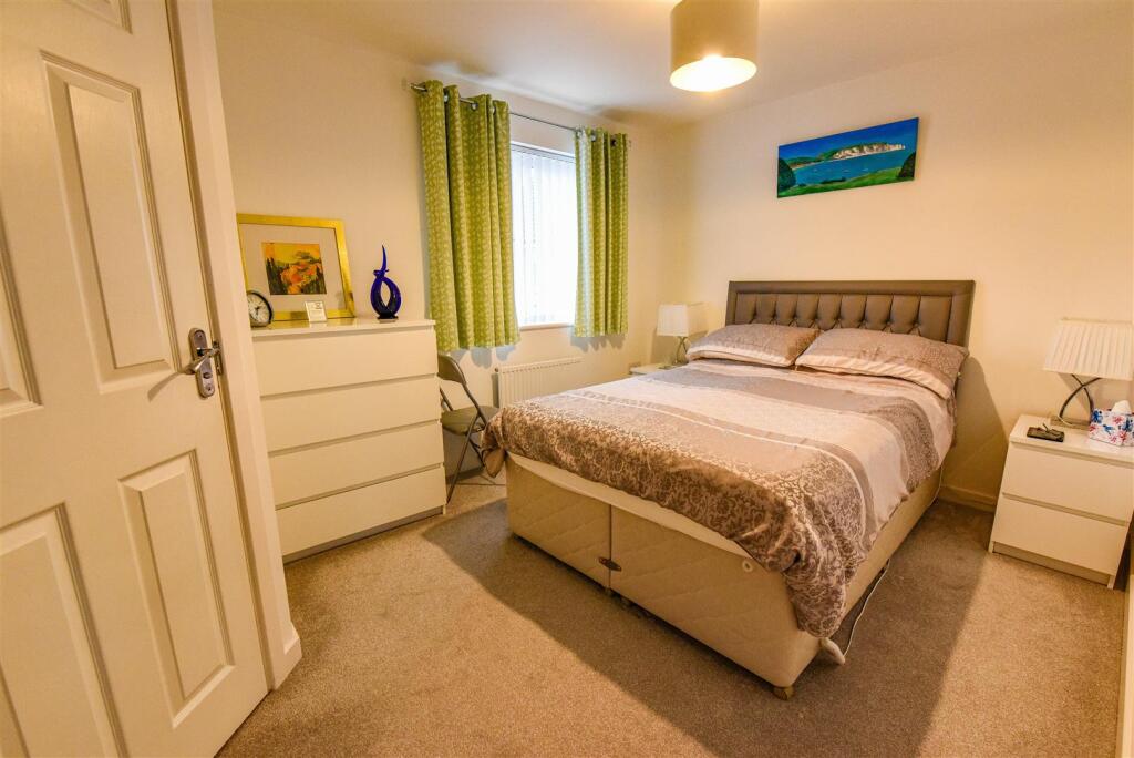 House in Stroud, Berkeley - View 4
