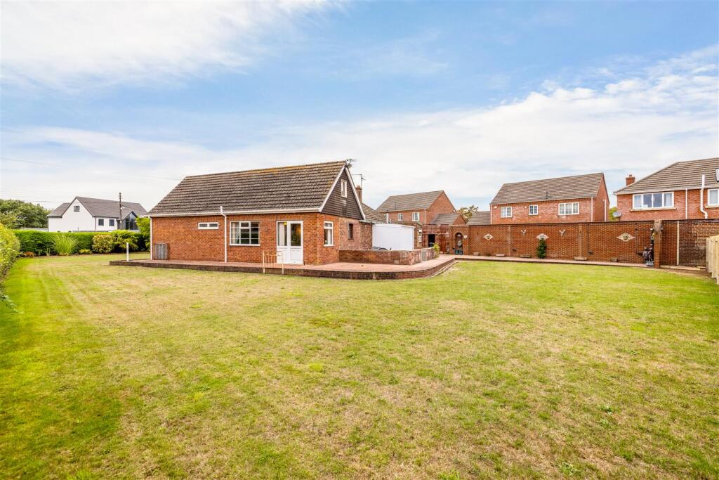 Fen Road, Frampton photo 2